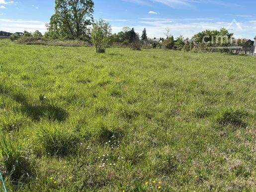 Terrain, terrain 1842 m² — Mont-près-Chambord (Loir-et-Cher) · 75 000 €