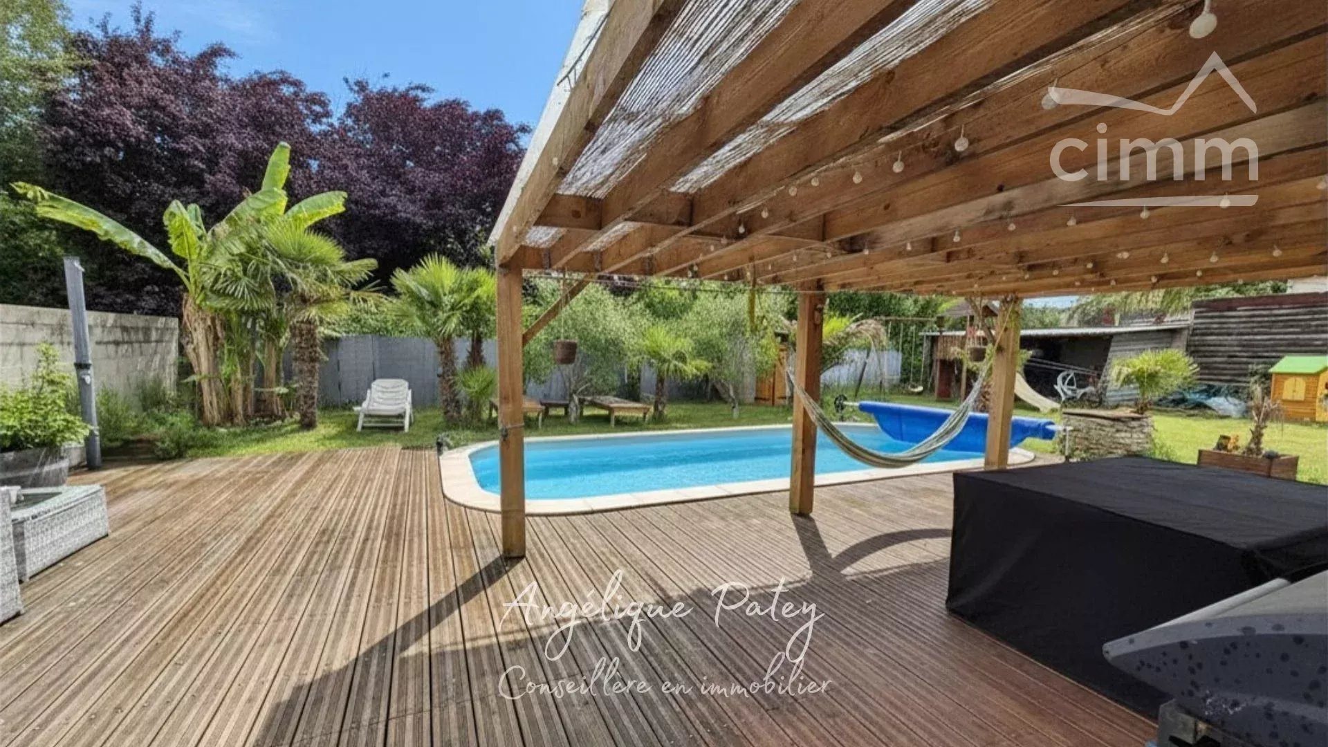 Maison à vendre, 196m², Cartelègue