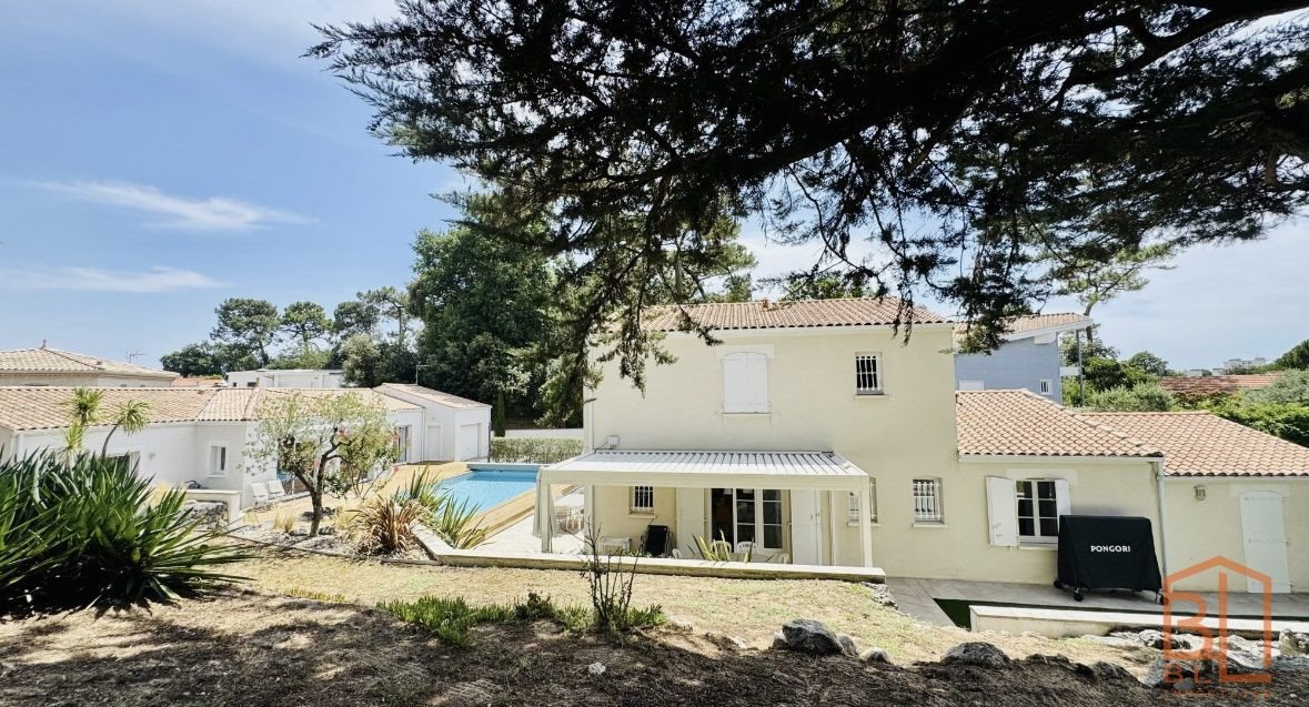 Maison à vendre, 274m², Saint-Georges-de-Didonne