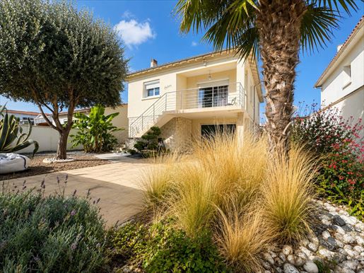 Maison 5 pièces 130 m² · à Vaux-sur-Mer · 130 m² · 665 600 €