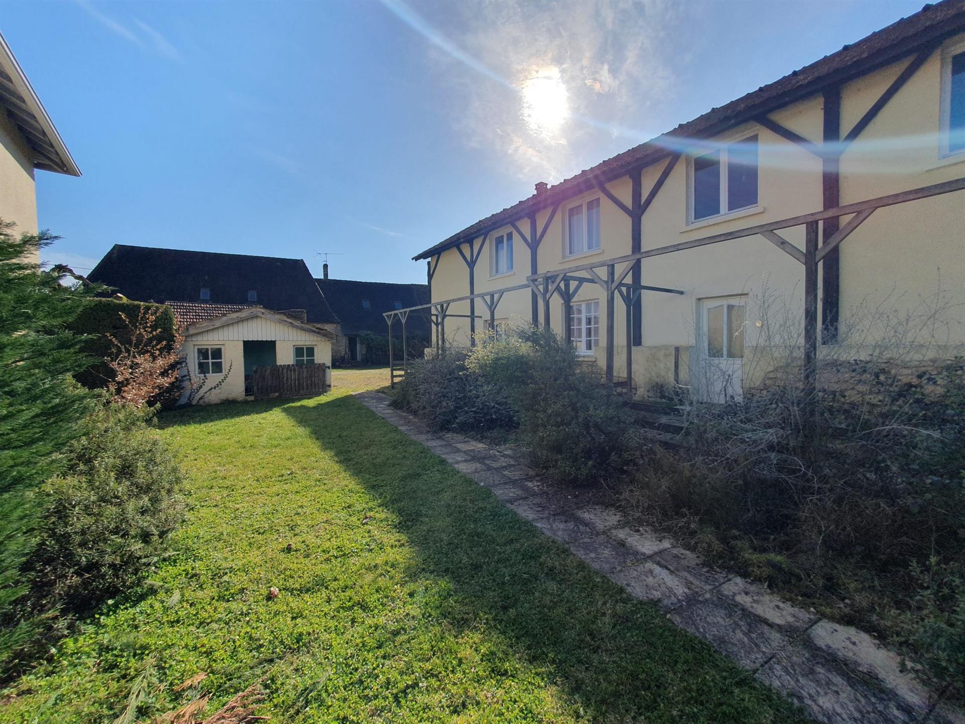 Maison à vendre, 485m², Trémolat
