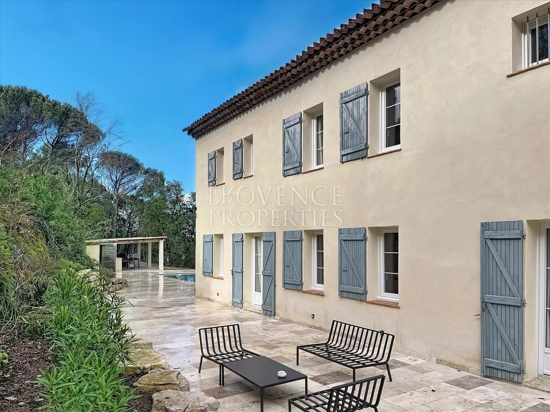 Maison à vendre, 228m², Tourves