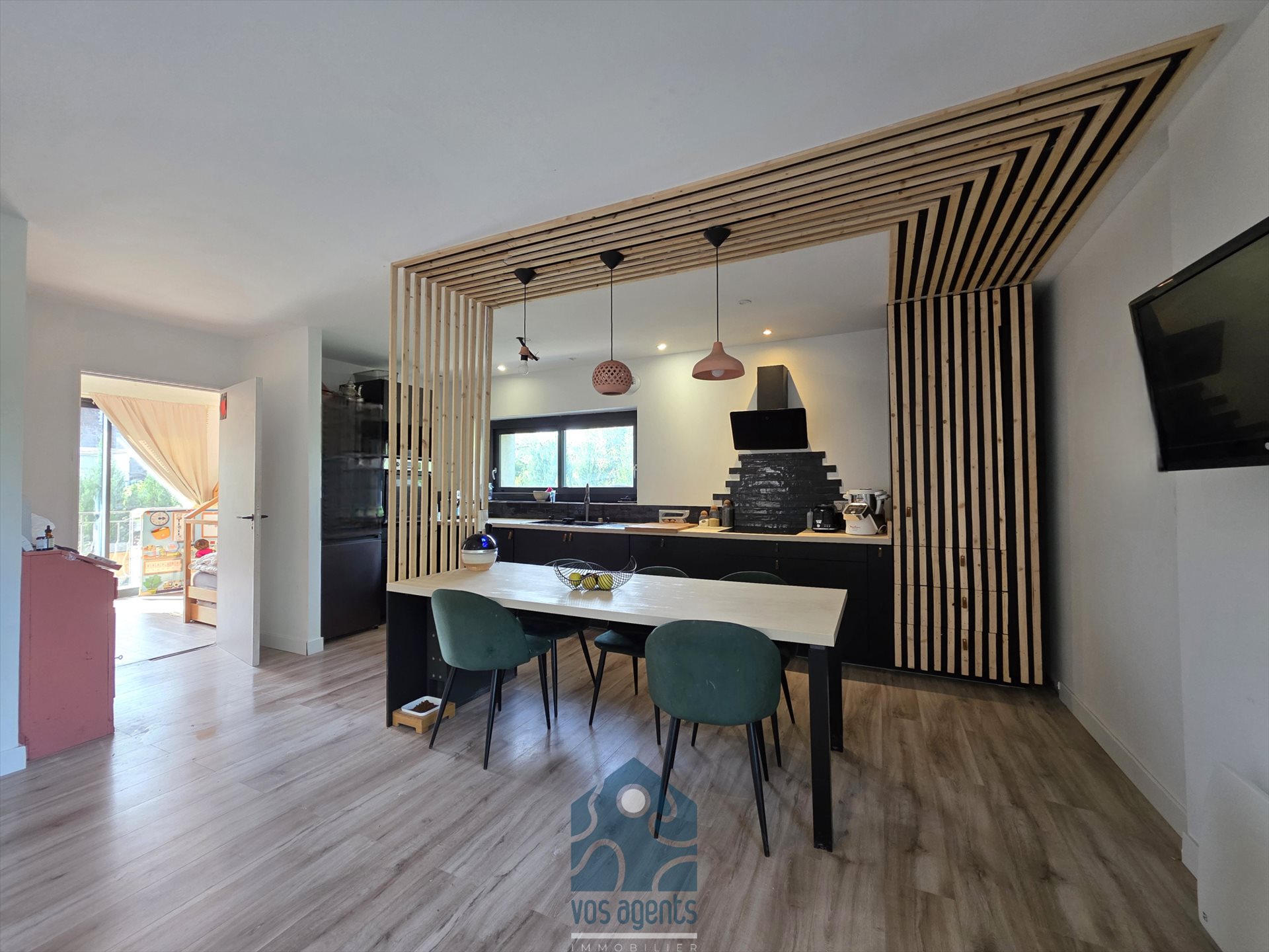 Maison à vendre, 182m², Saint-Priest-Bramefant