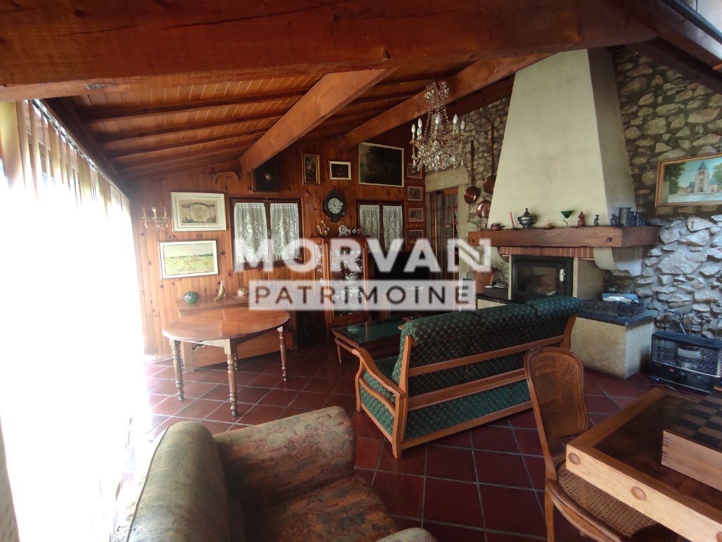 Maison à vendre, 198m², Saint-Léger-de-Fougeret