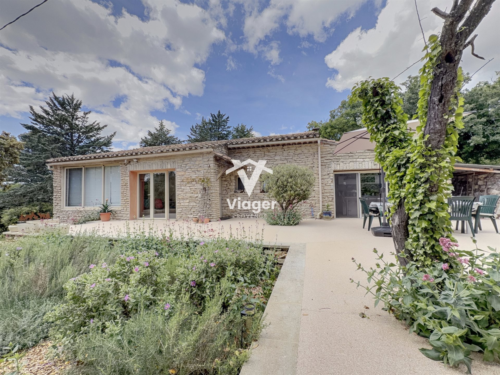 Maison à vendre, 148m², Murs