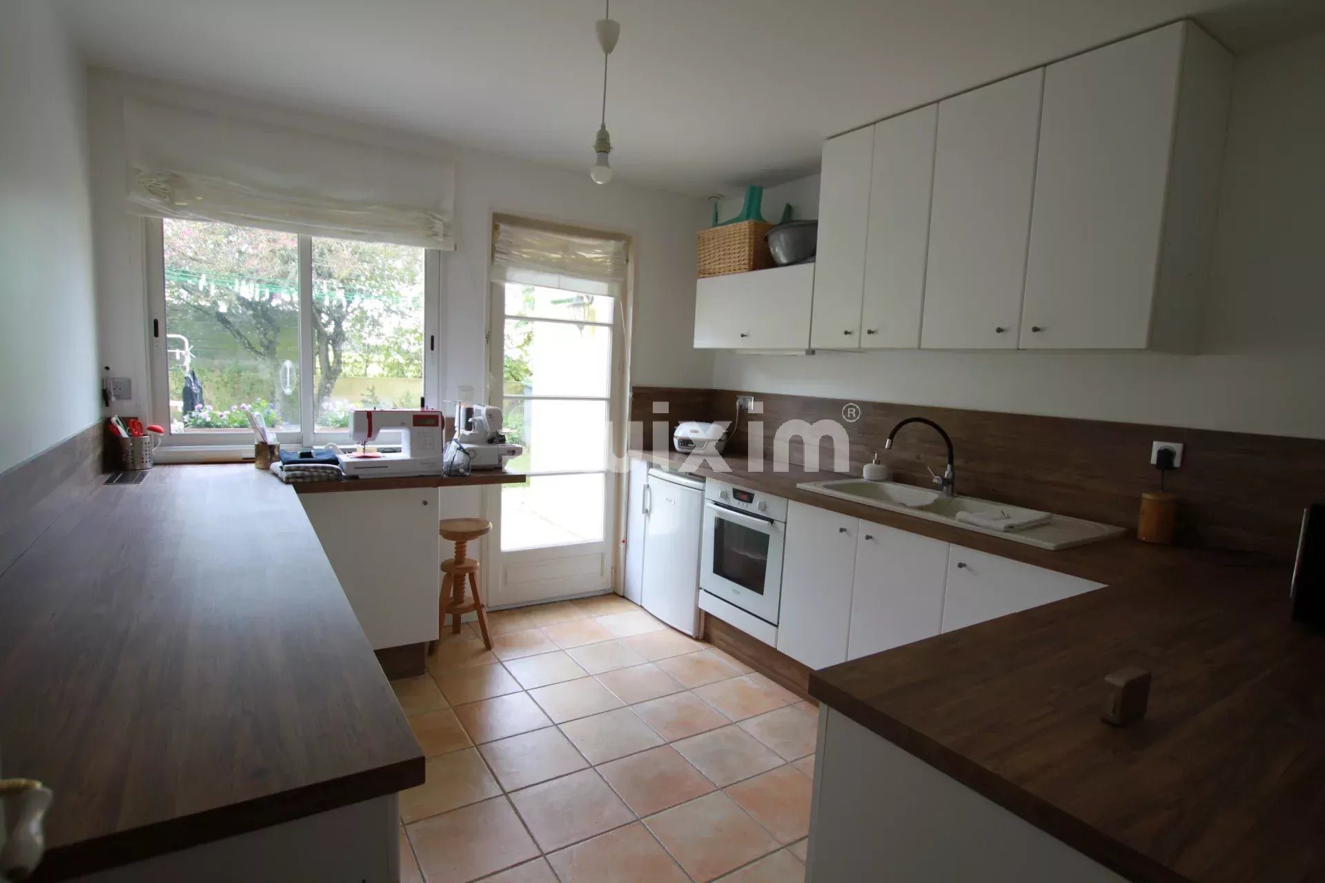 Maison à vendre, 206m², Saint-Cyr-sur-le-Rhône