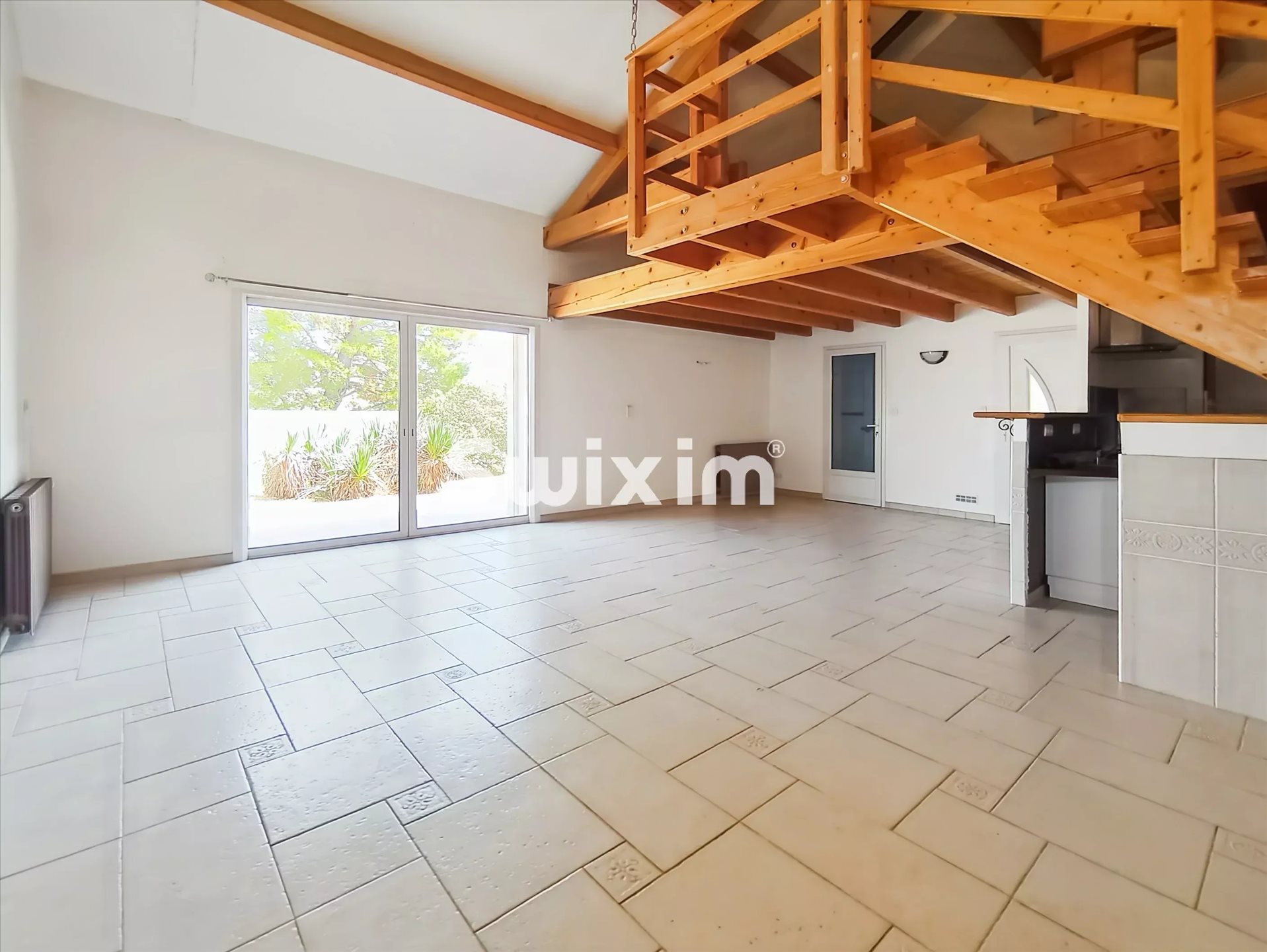 Maison à louer, 84m², Orange
