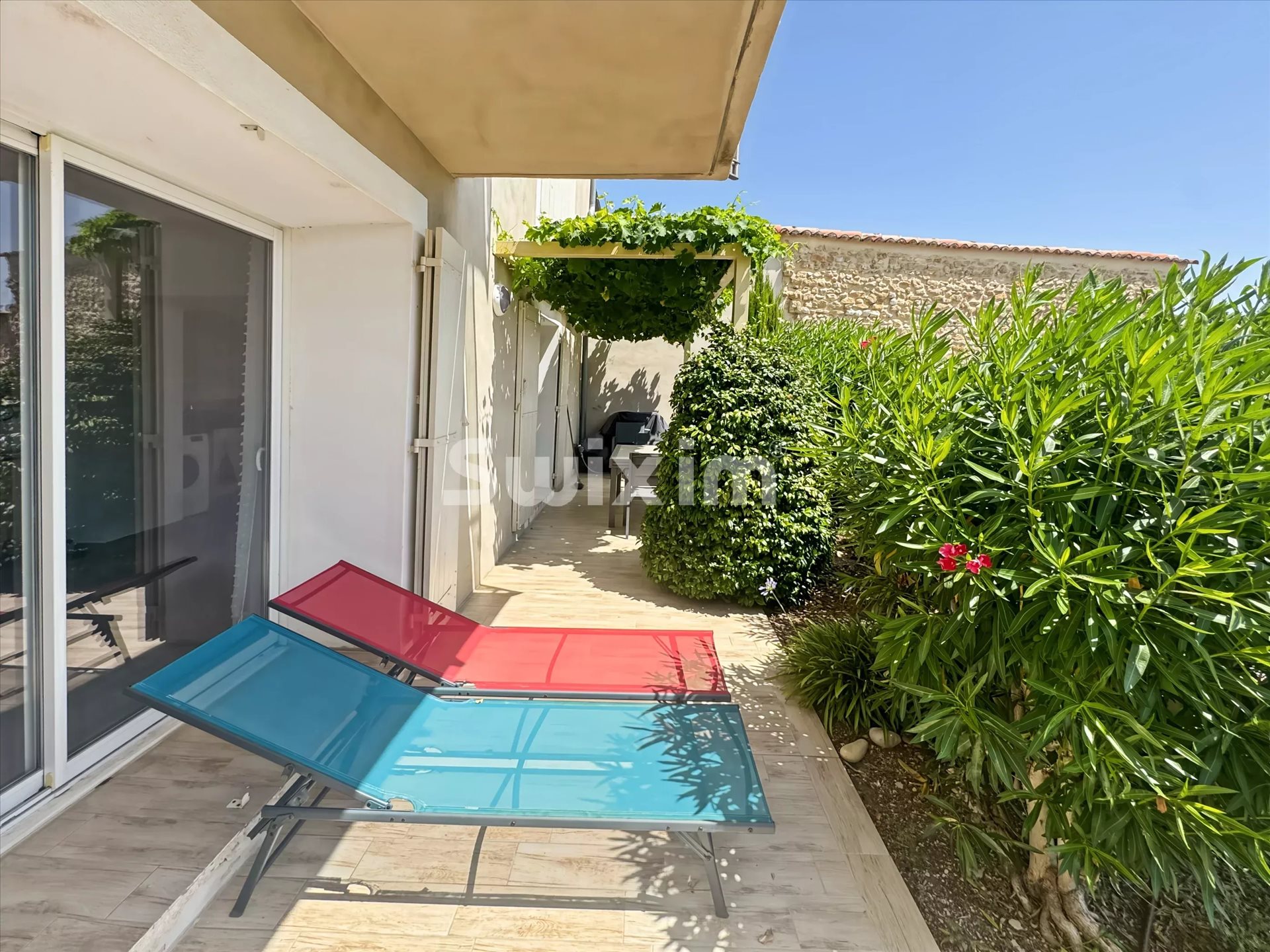 Appartement à vendre, 63m², Sainte-Cécile-les-Vignes