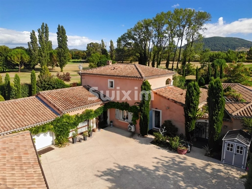 Maison 8 pièces 205 m² · à Montboucher-sur-Jabron · 205 m² · 695 000 €