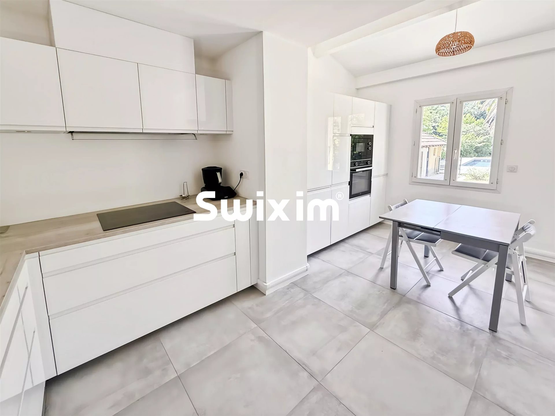 Maison à vendre, 225m², Pierrelatte