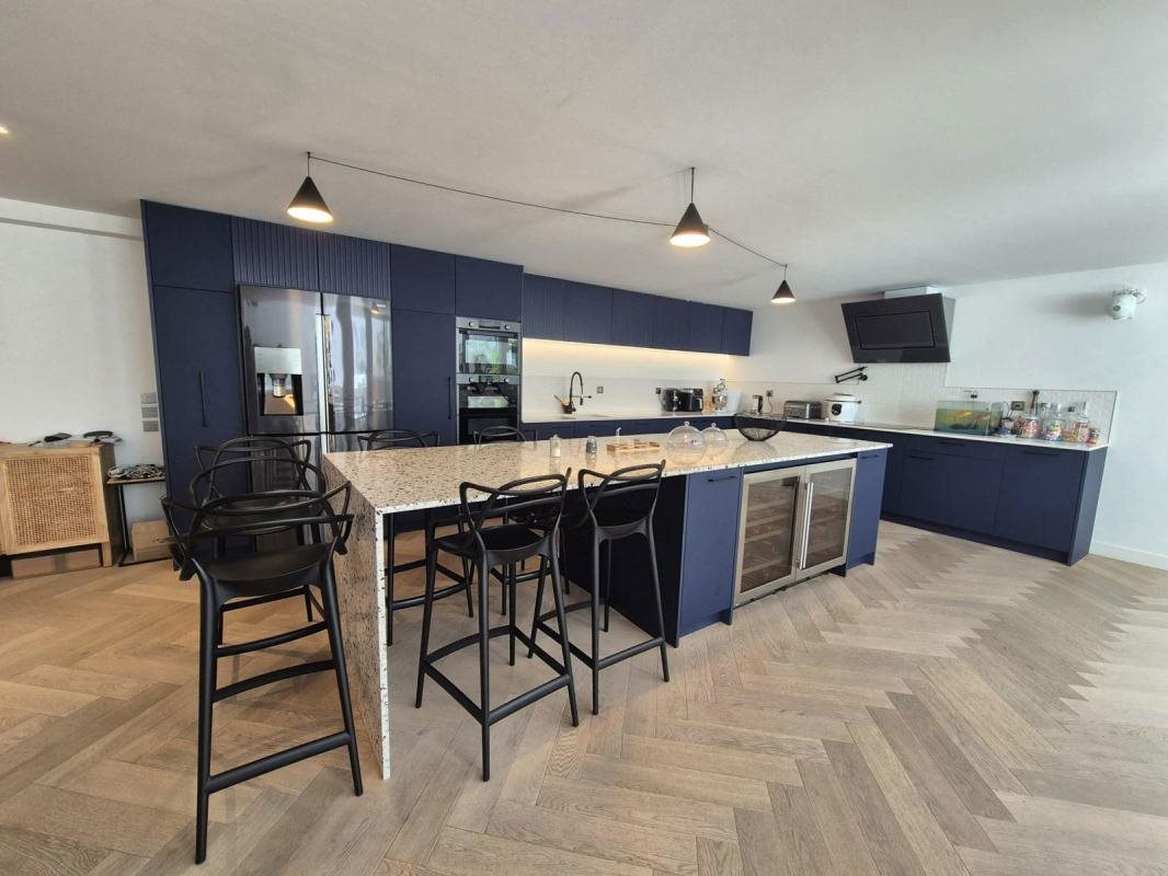 Appartement à vendre, 189m², Suresnes