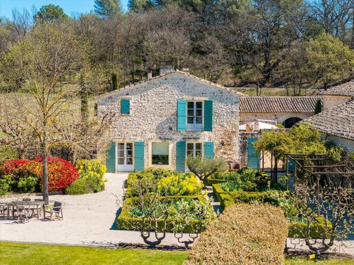 Maison 10 pièces 340 m² · à Goult · 340 m² · 3 180 000 €