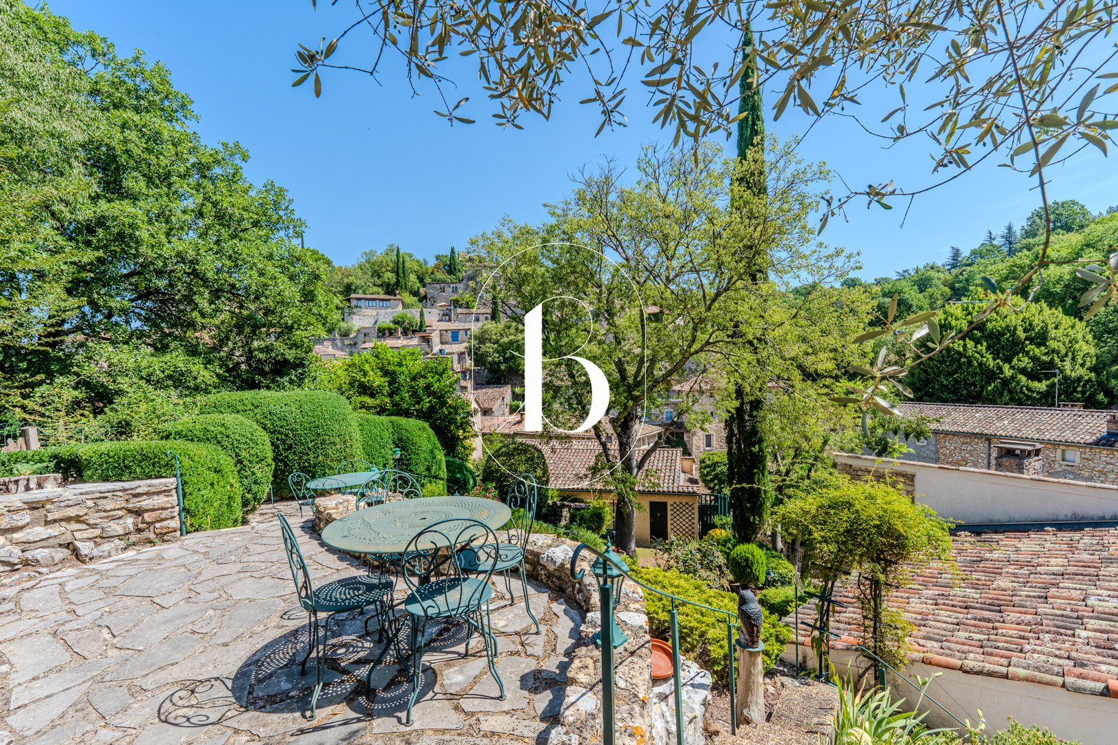 Maison à vendre, 217m², Barjac