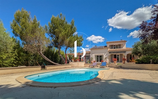 Maison 5 pièces 150 m² · à Barjac · 150 m² · 425 000 €