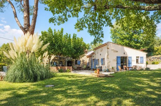 Maison 6 pièces 140 m² · à Barjac · 140 m² · 330 000 €