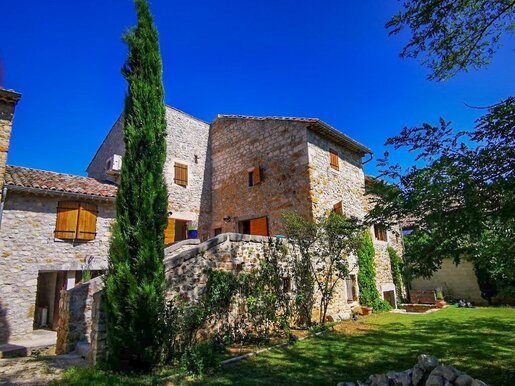 Maison 5 pièces 160 m² · à Vallon-Pont-d'Arc · 160 m² · 420 000 €