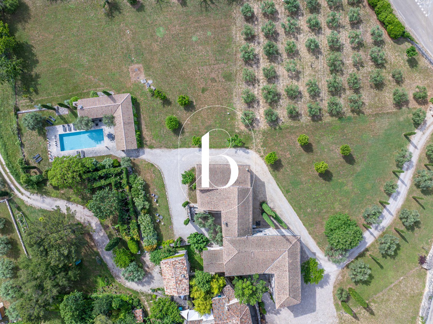 Maison à vendre, 500m², Barjac