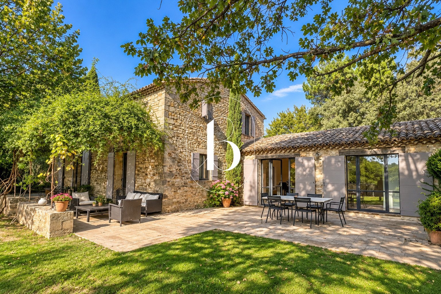 Maison à vendre, 320m², Uzès