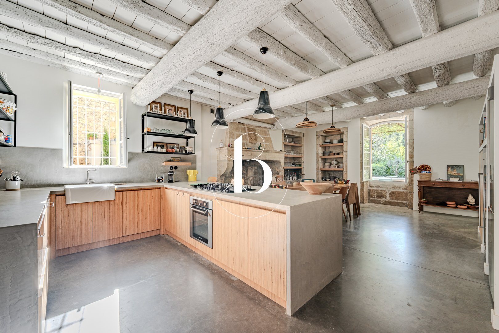 Maison à vendre, 355m², Uzès