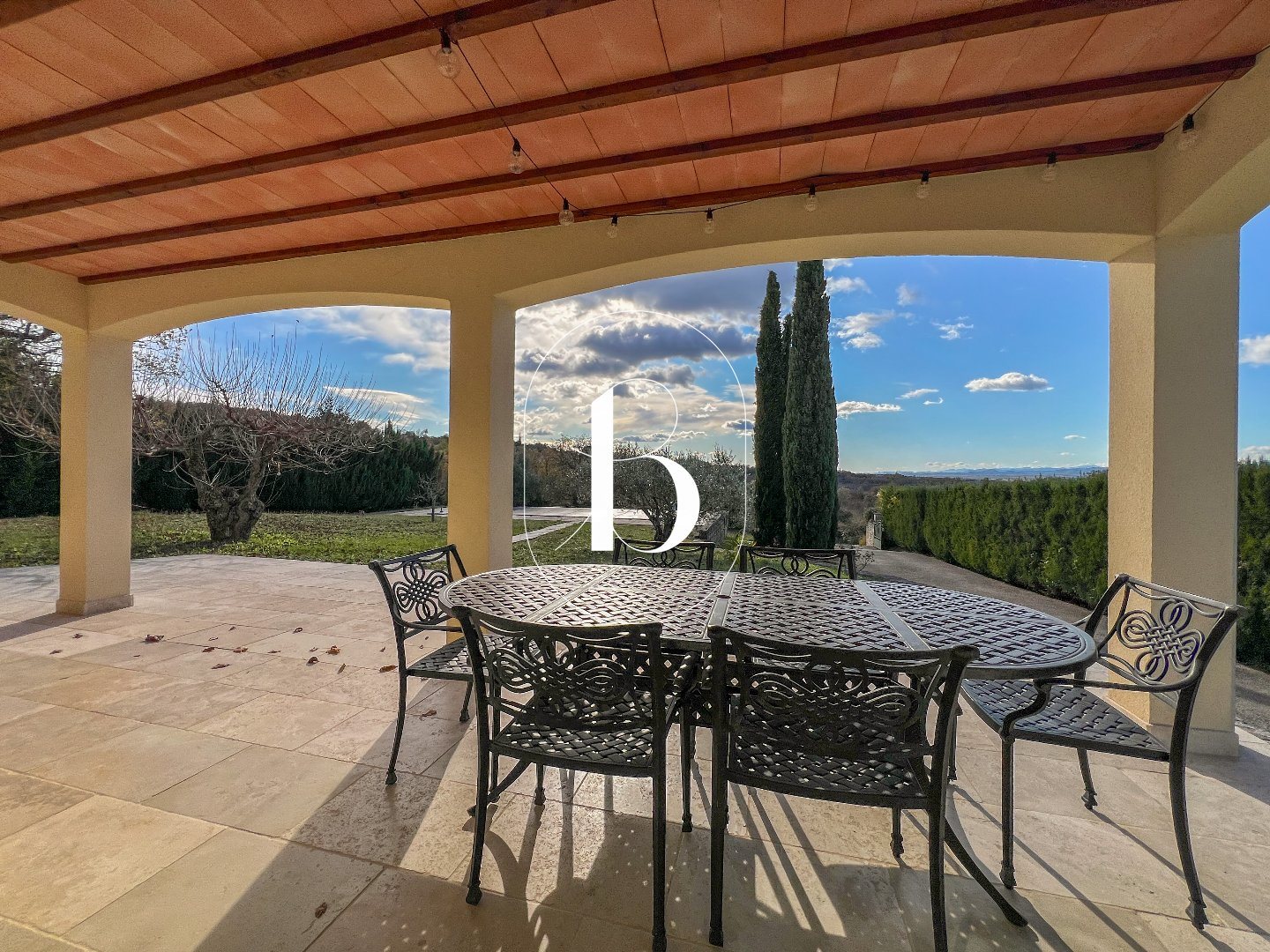 Maison à vendre, 130m², Barjac