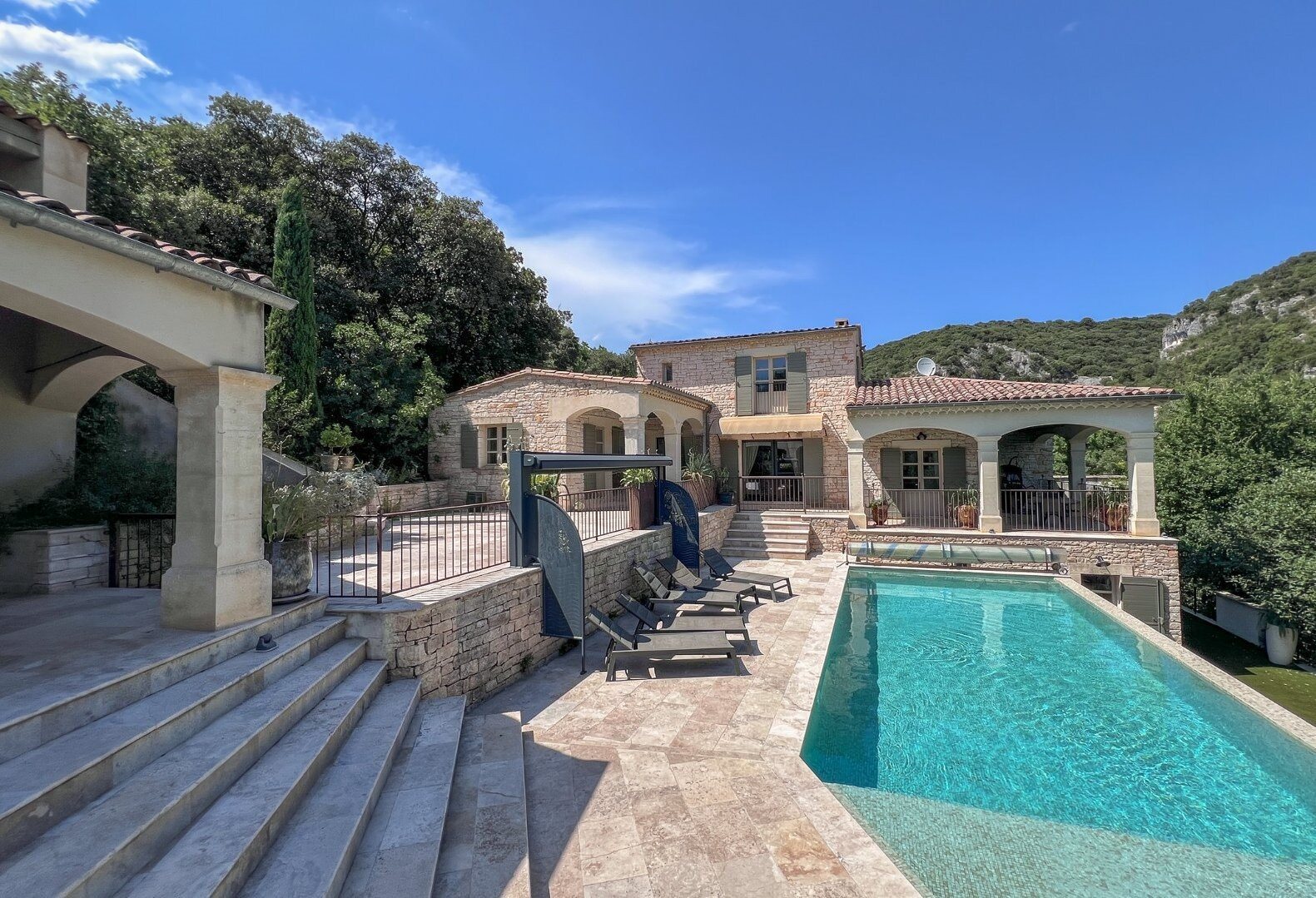 Maison à vendre, 210m², Goudargues