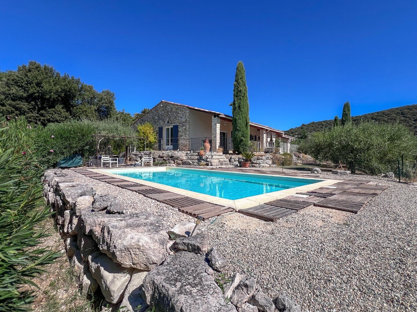 Maison à vendre, 100m², Goudargues