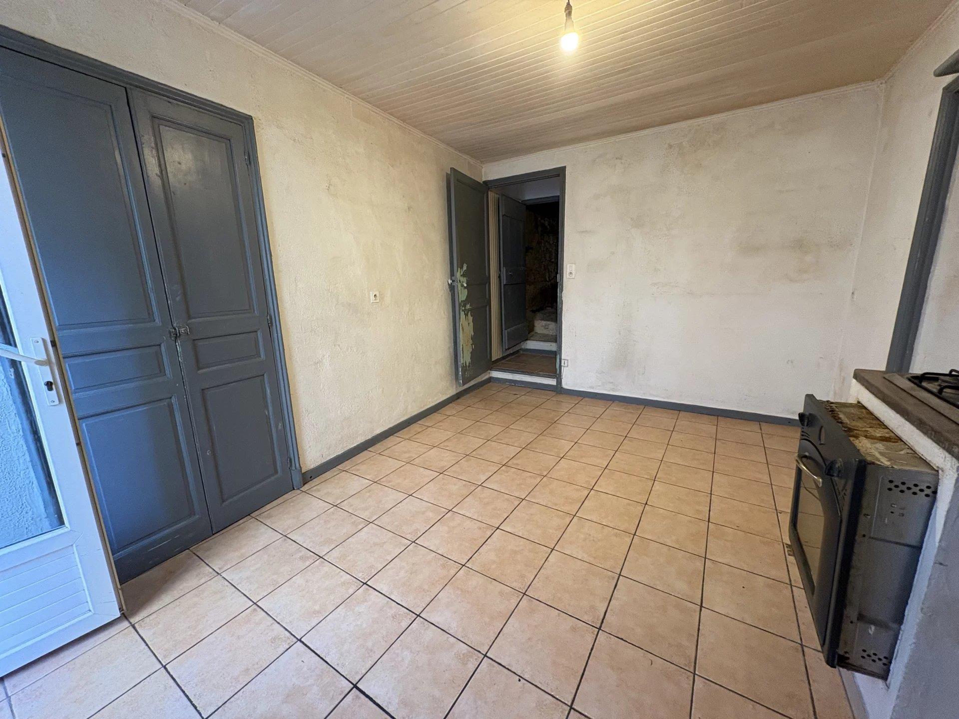 Maison à vendre, 61m², Ansouis