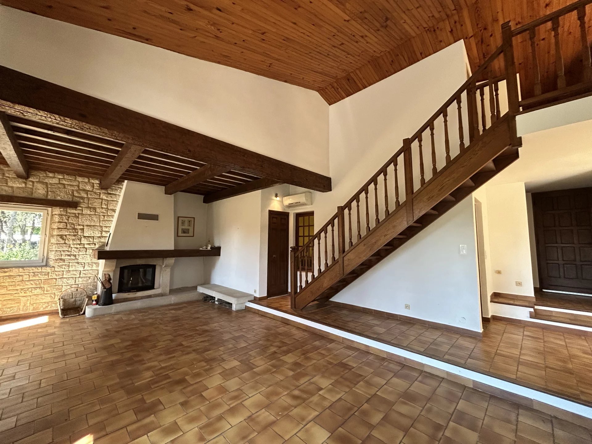 Maison à vendre, 150m², La Tour-d'Aigues