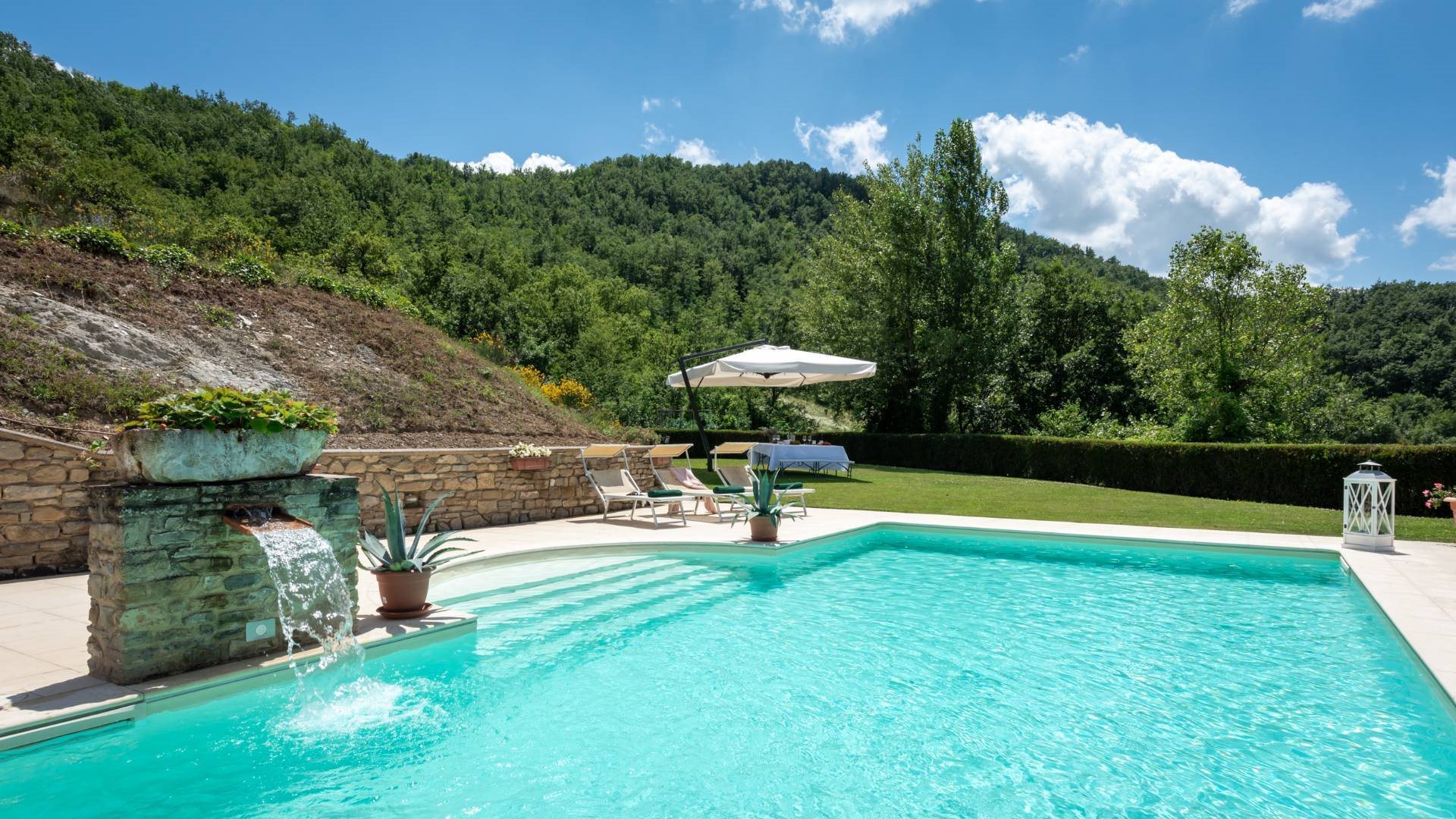 Apecchio (Pesaro and Urbino) photo 3
