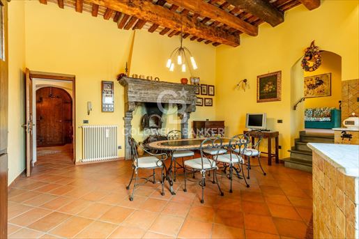 Pietralunga (Perugia) photo 3
