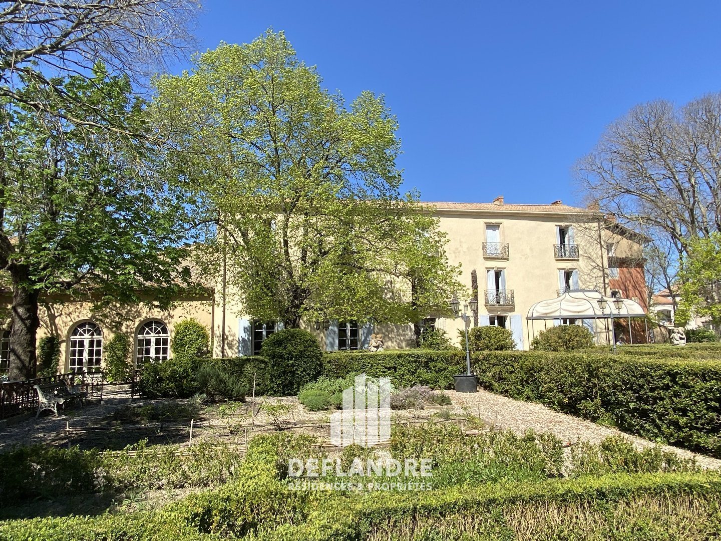 Maison à vendre, 740m², Béziers