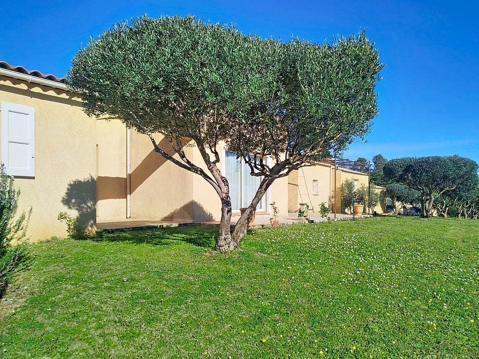 Maison à vendre, 113m², Montmeyan