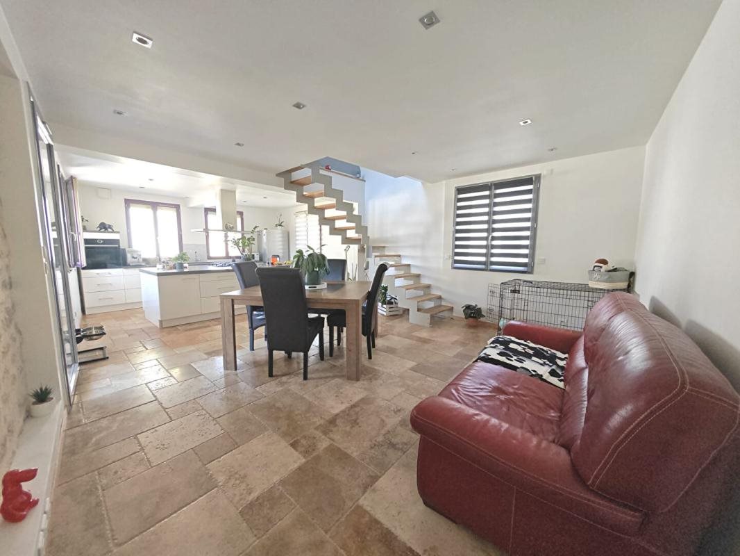 Maison à vendre, 116m², Sermaises