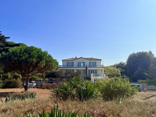 Maison 4 pièces 164 m² · à Saint-Georges-d'Oléron · 164 m² · 1 055 000 €