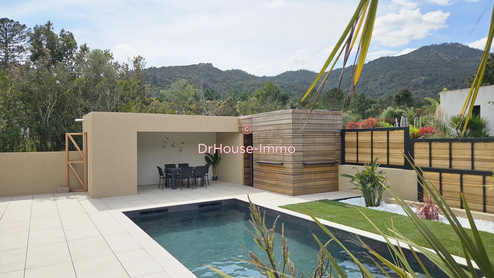 Maison à vendre, 110m², Sainte-Lucie de Porto-Vecchio