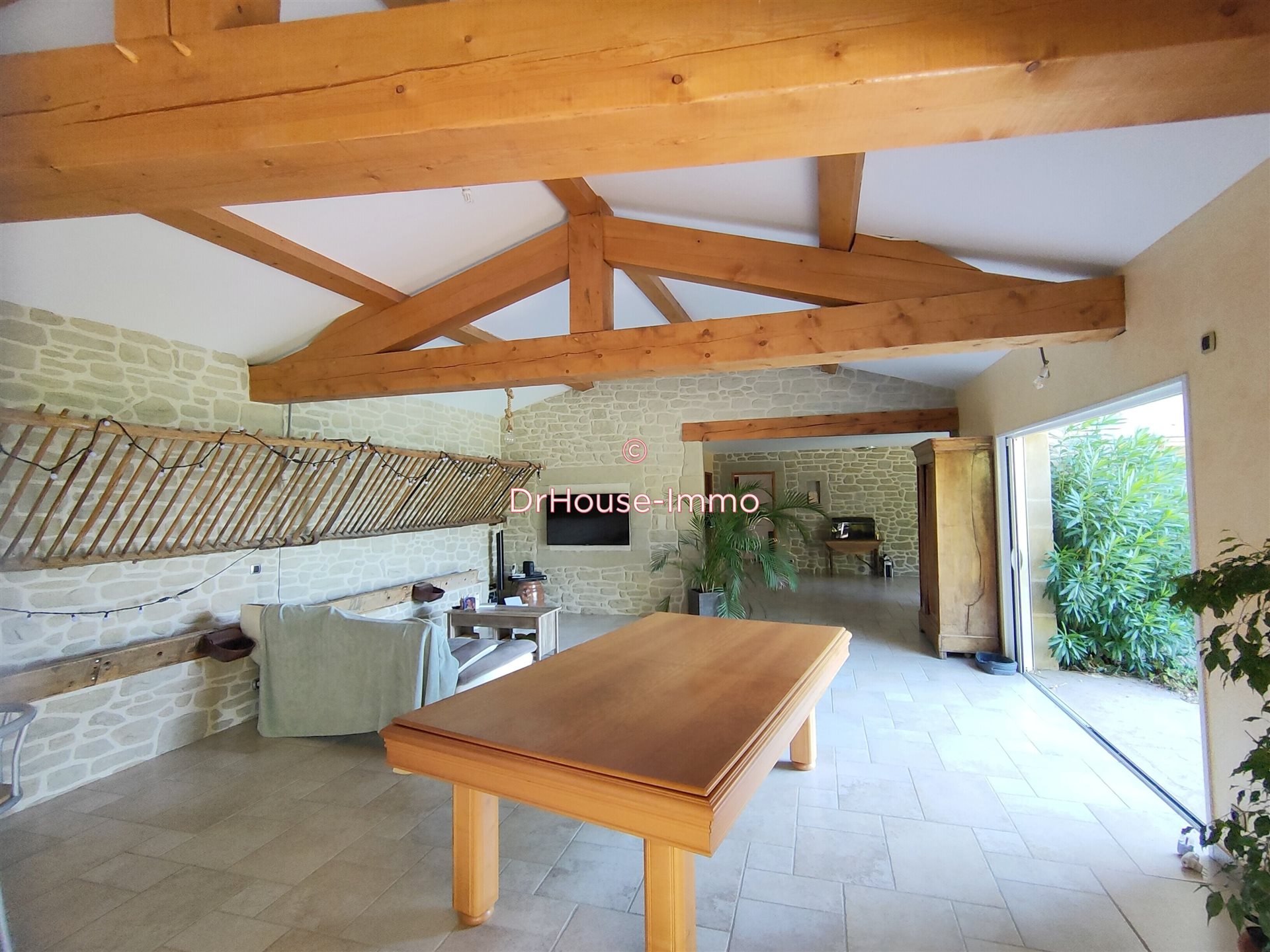 Maison à vendre, 250m², Saint-Vérand