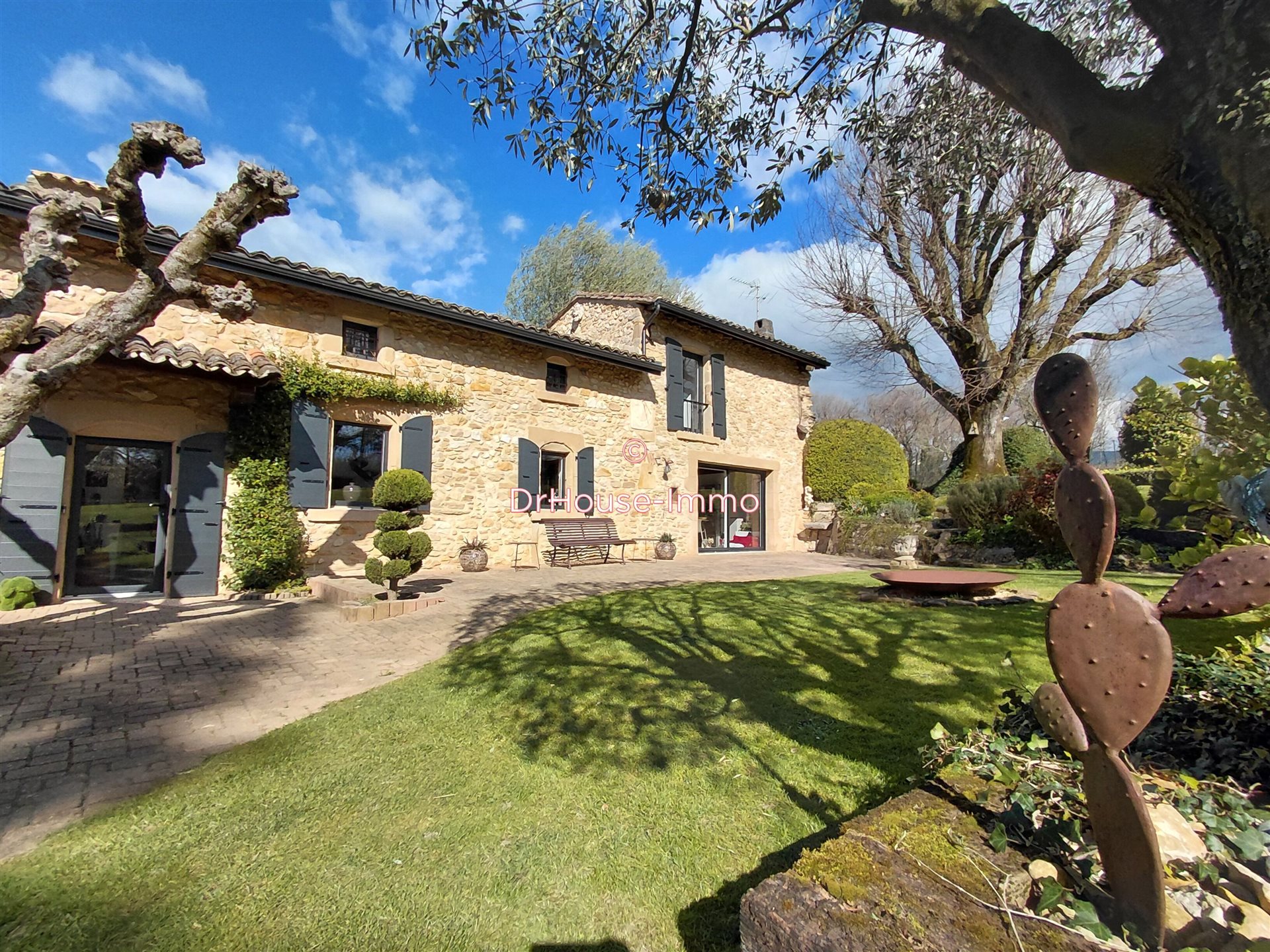 Maison à vendre, 220m², Montvendre