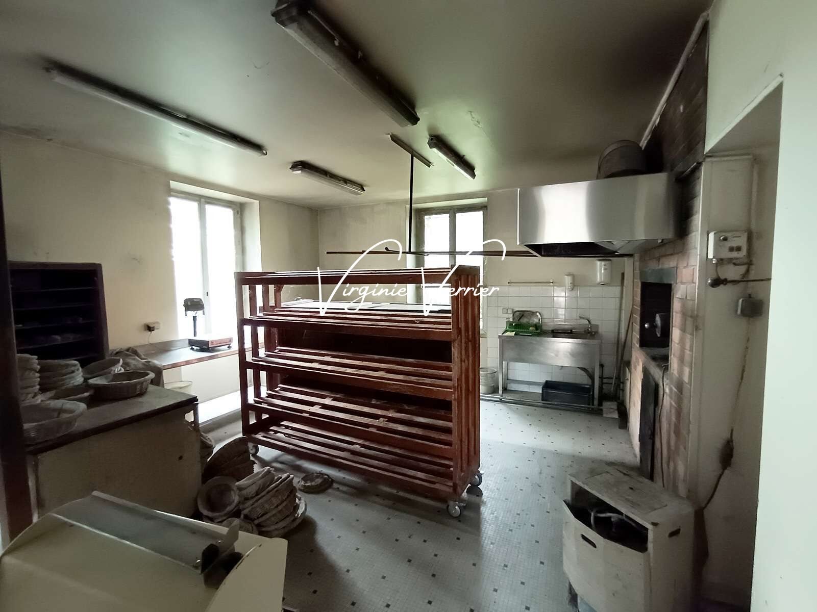 Maison à vendre, 190m², Hautefort
