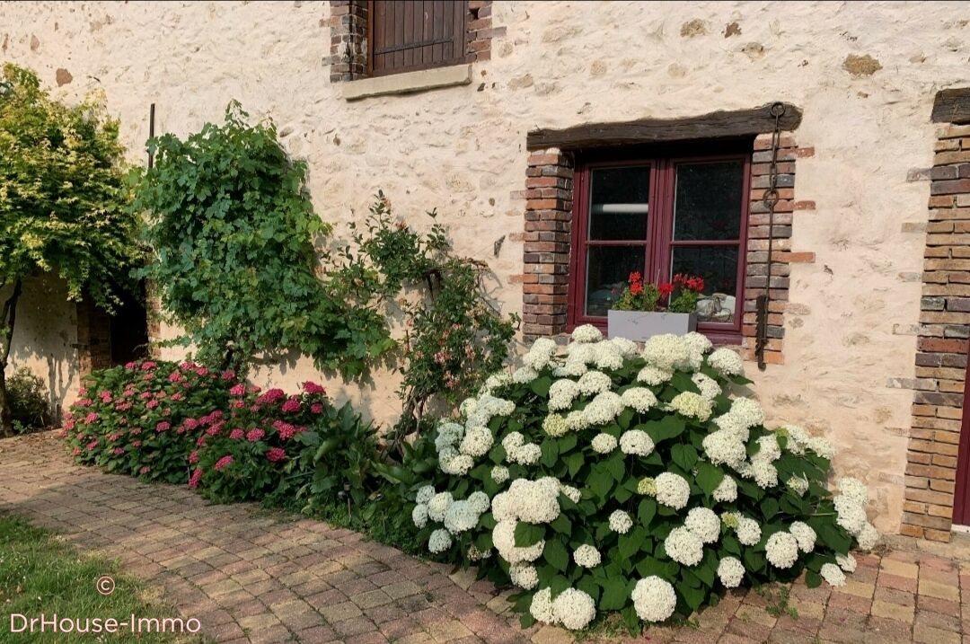 Maison à vendre, 301m², Chevry-sous-le-Bignon