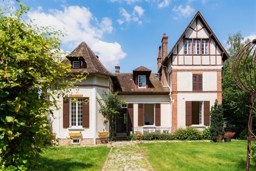 Maison 19 pièces 443 m² · à Bois-le-Roi · 443 m² · 990 000 €