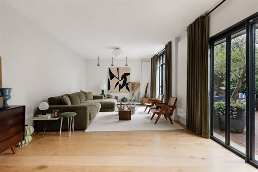 Maison 5 pièces 158 m² · à Paris 18ème · 158 m² · 3 150 000 €