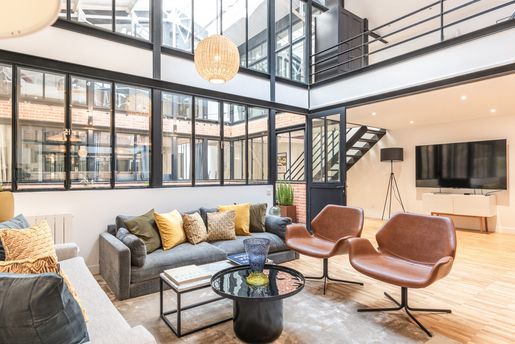 Maison 6 pièces 189 m² · à Paris 18ème · 189 m² · 1 990 000 €