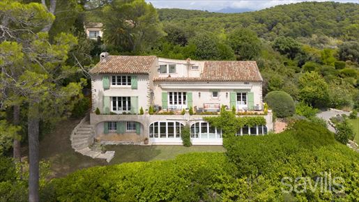 Mougins (Alpes-Maritimes)