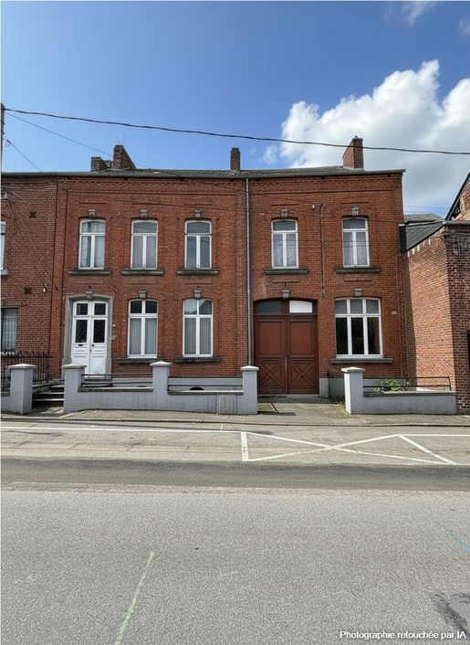 Maison 8 pièces 135 m² · à Trélon · 135 m² · 50 000 €