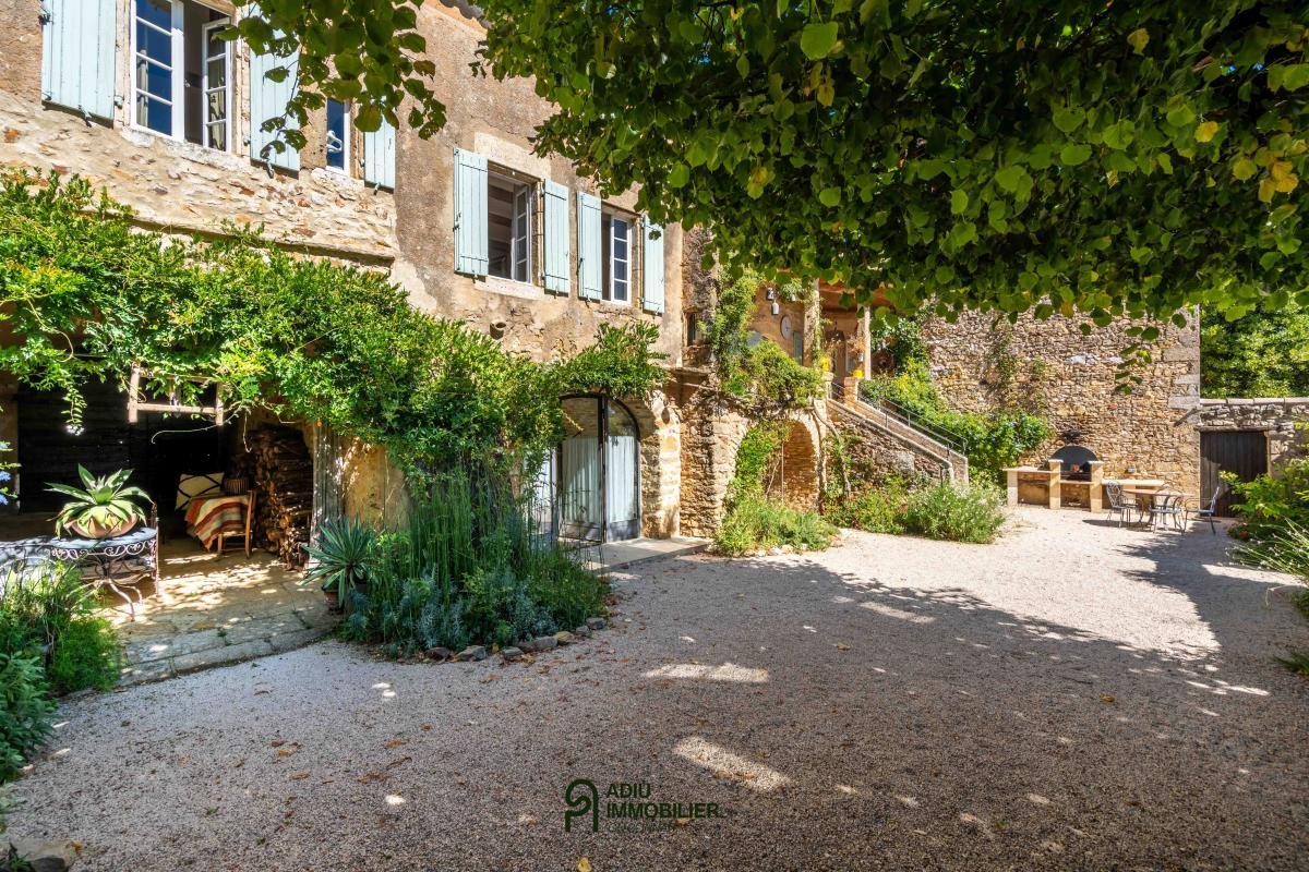 Maison à vendre, 370m², Uzès