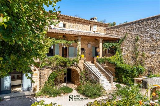Maison 8 pièces 370 m² · à Uzès · 370 m² · 1 795 000 €