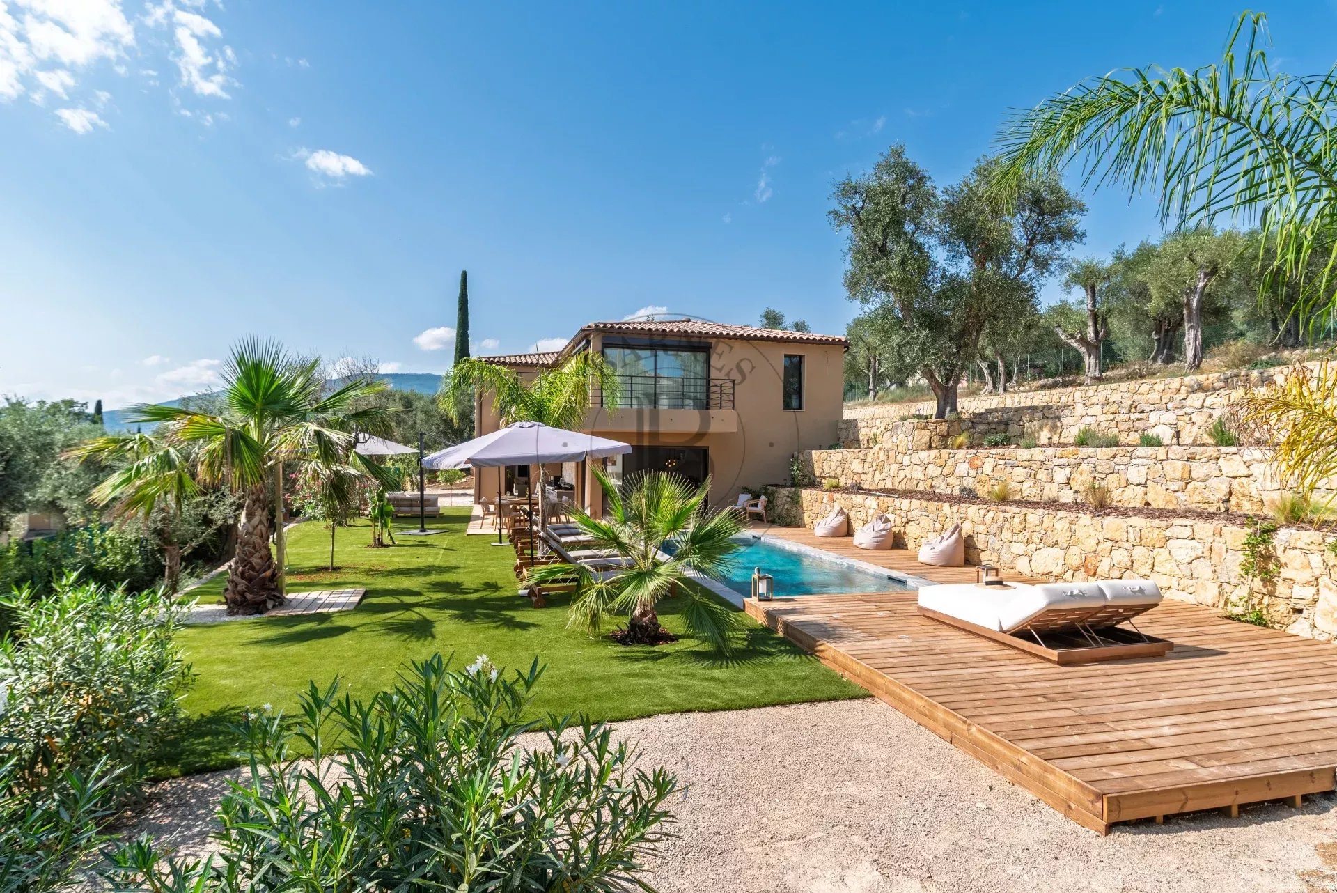 Maison à vendre, 350m², Opio