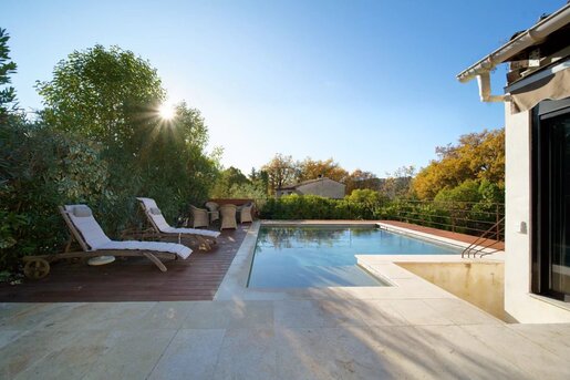 Maison 8 pièces 200 m² · à Mougins · 200 m² · 1 080 000 €