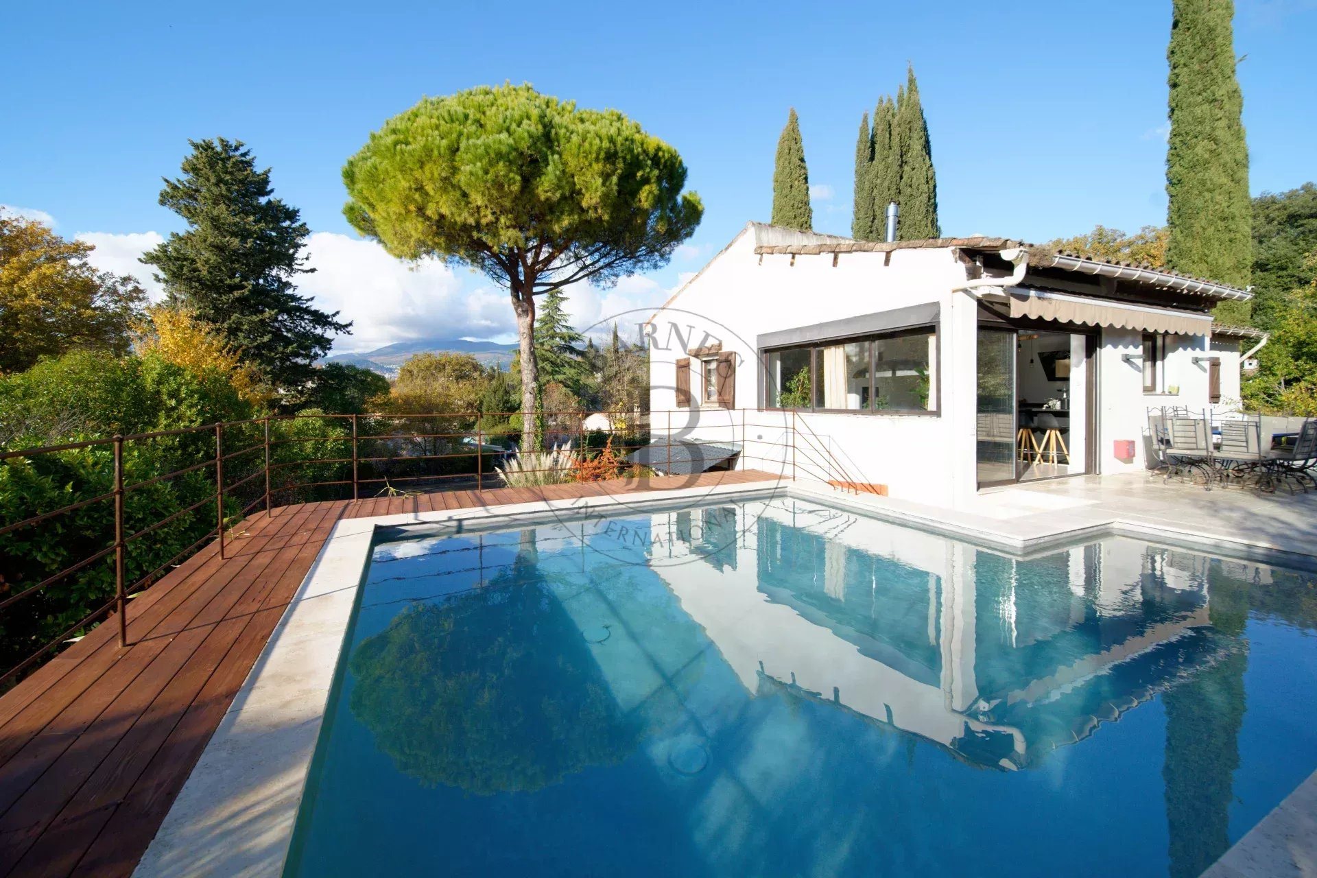 Maison à vendre, 200m², Mouans-Sartoux