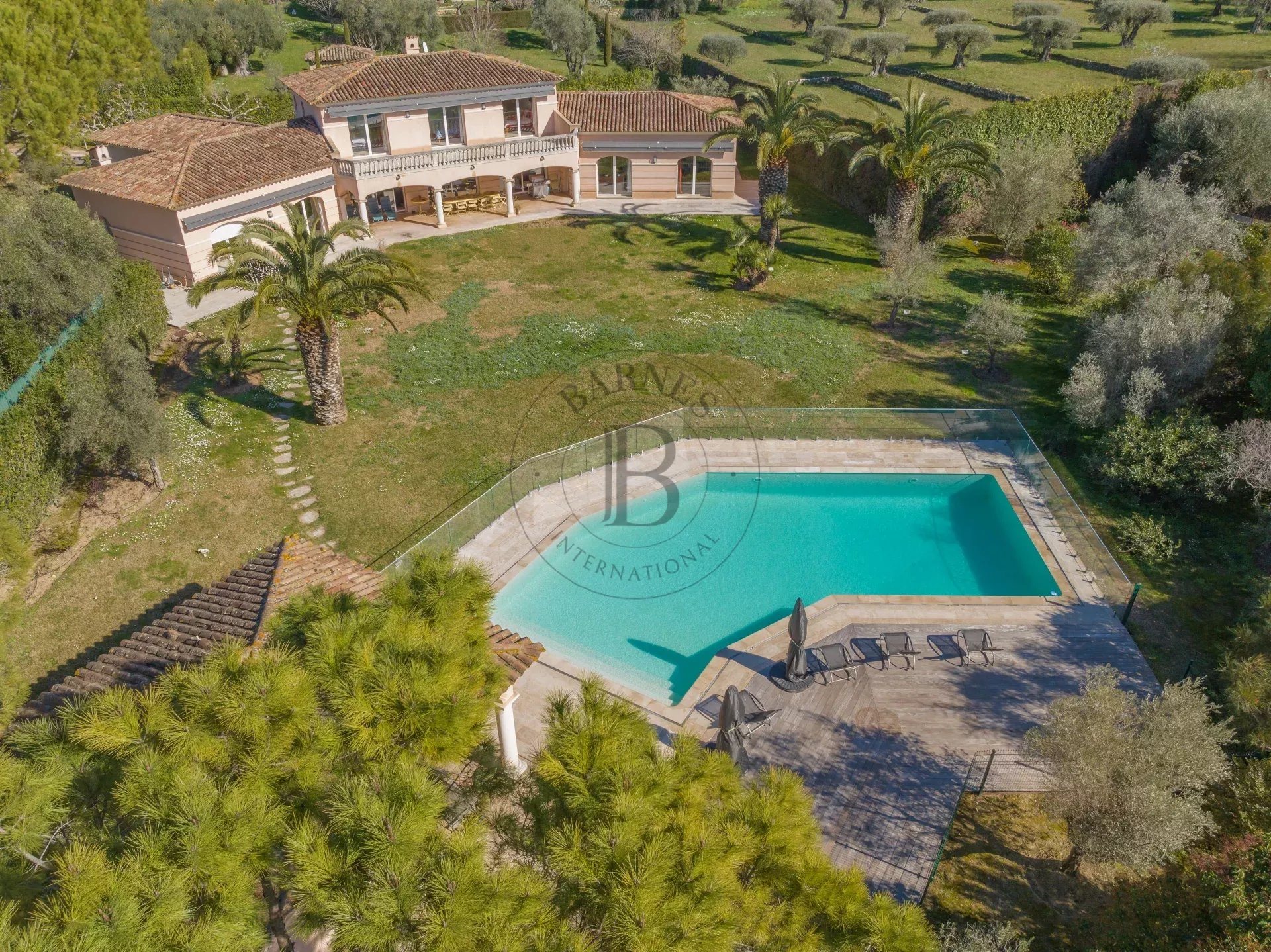 Maison à vendre, 360m², Mougins